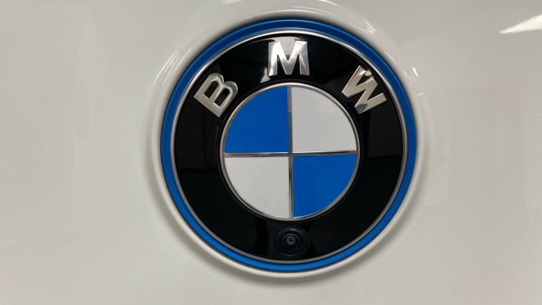 BMW iX 240kW xDrive40 M Sport Edition 76.6kWh 5dr Auto Electric Estate